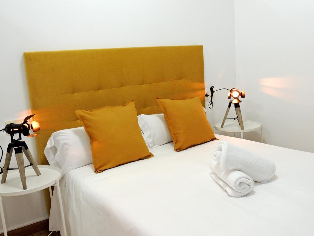 Casa Aurea-Apartamento Zona Antigua,Parking Y Wifi By Delabra Apartments Овьедо Экстерьер фото